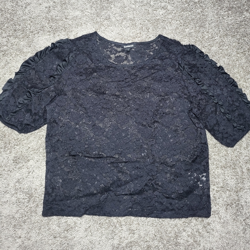EXPRESS Lace top